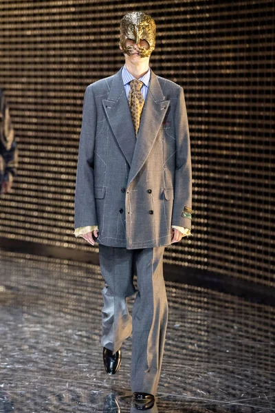 Look 41